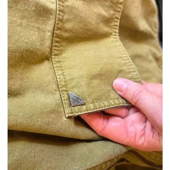 Green barn coat, size 40F - Picture 7 of 8